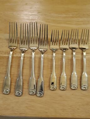 Elegant Silver-Plated Dinner Forks with Scroll Handle - Set of 8